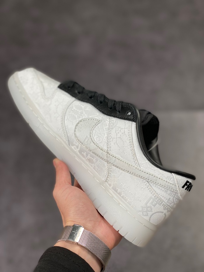 Nike SB Dunk Low (Annareps)