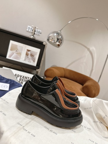 Women P*rada Top Sneaker Annareps