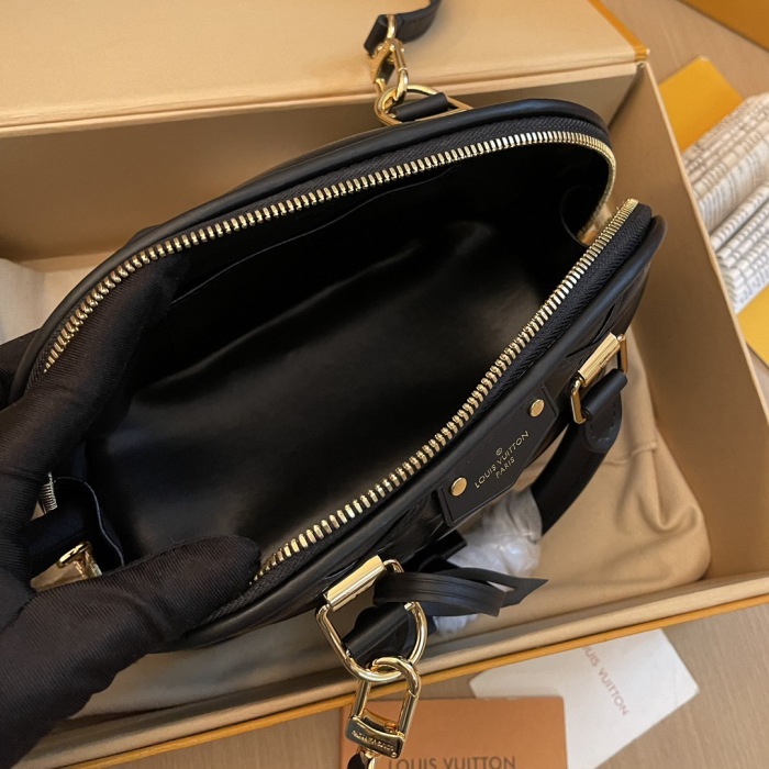 women L*ouis V*uitton Top Bag 23666 (annareps)