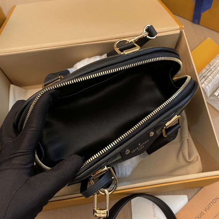 women L*ouis V*uitton Top Bag 23576 (annareps)