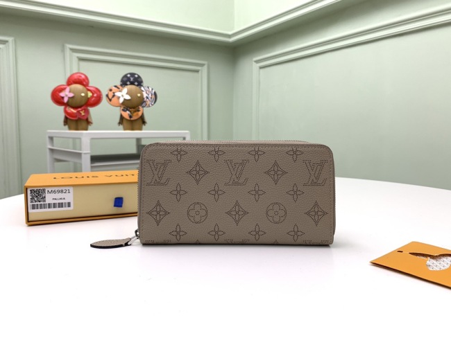 L*ouis V*uitton Top Bag (annareps)