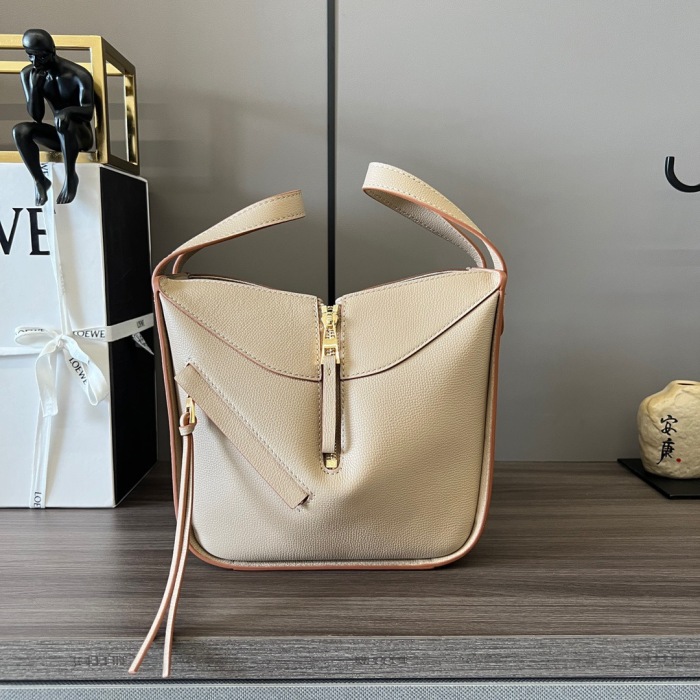 Free shipping annarepsL*oewe Bag 652235 Top Quality