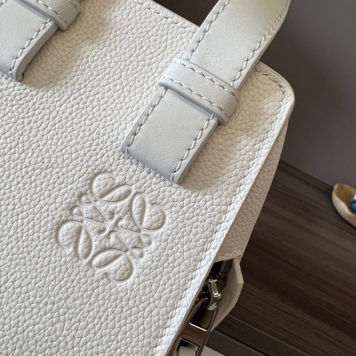 Free shipping annarepsL*oewe Bag 652235 Top Quality