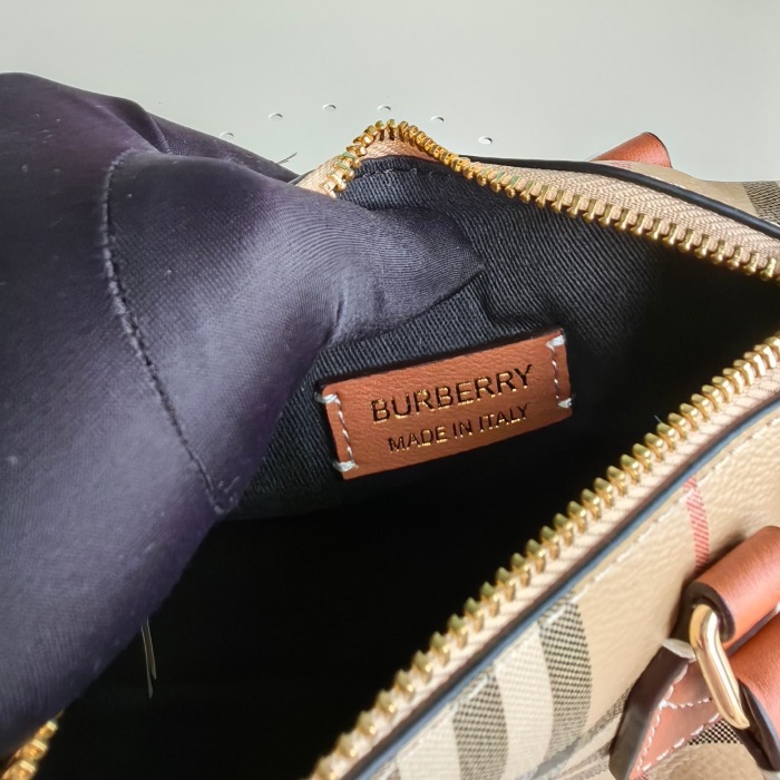 Free shipping annarepsB*urberry Bag Top Quality