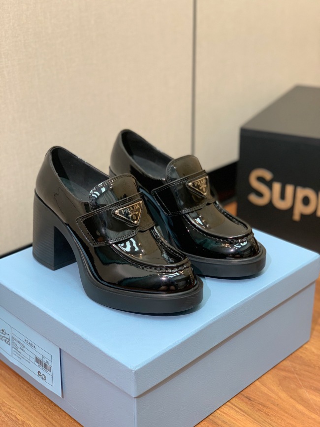 Women P*rada Top Sneaker