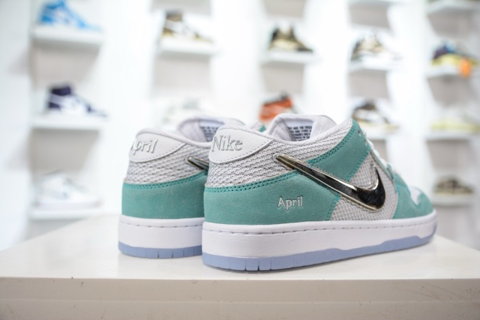Men Women Nike SB Dunk NK SB Dunk Low April (annareps)