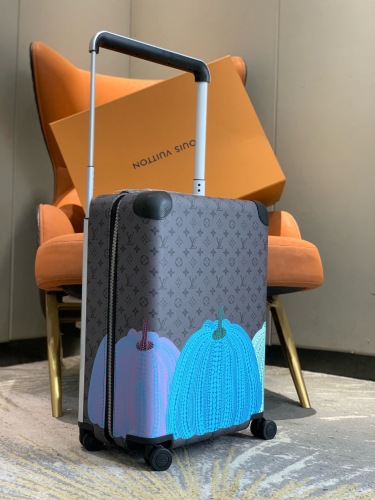 L*ouis V*uitton Luggage (annareps)