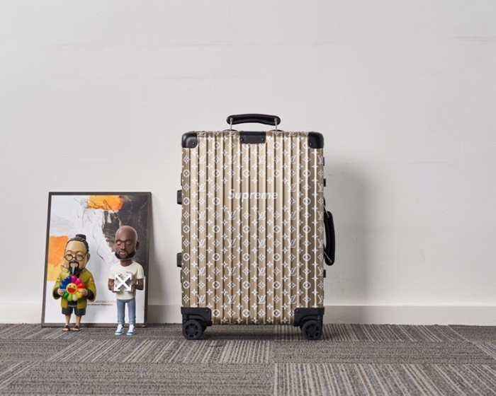 L*V S*upreme r*imowa Luggage (annareps)