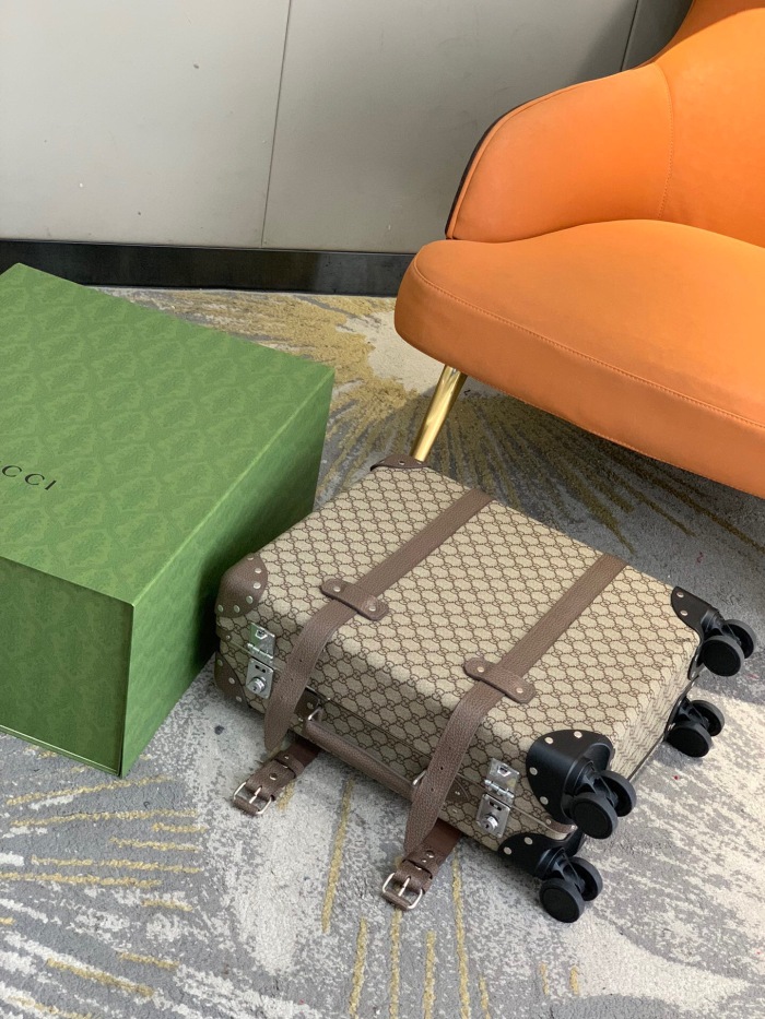 G*UCCI Luggage suitcase （annareps）