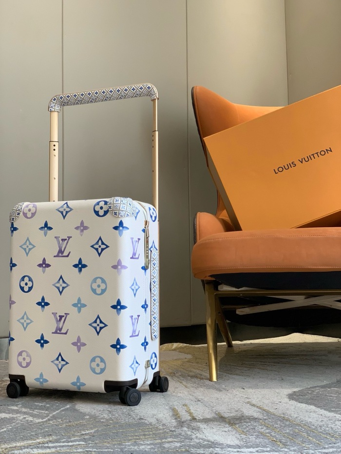 L*ouis V*uitton Luggage (annareps)