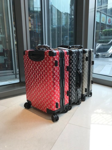 L*V S*upreme r*imowa Luggage (annareps)