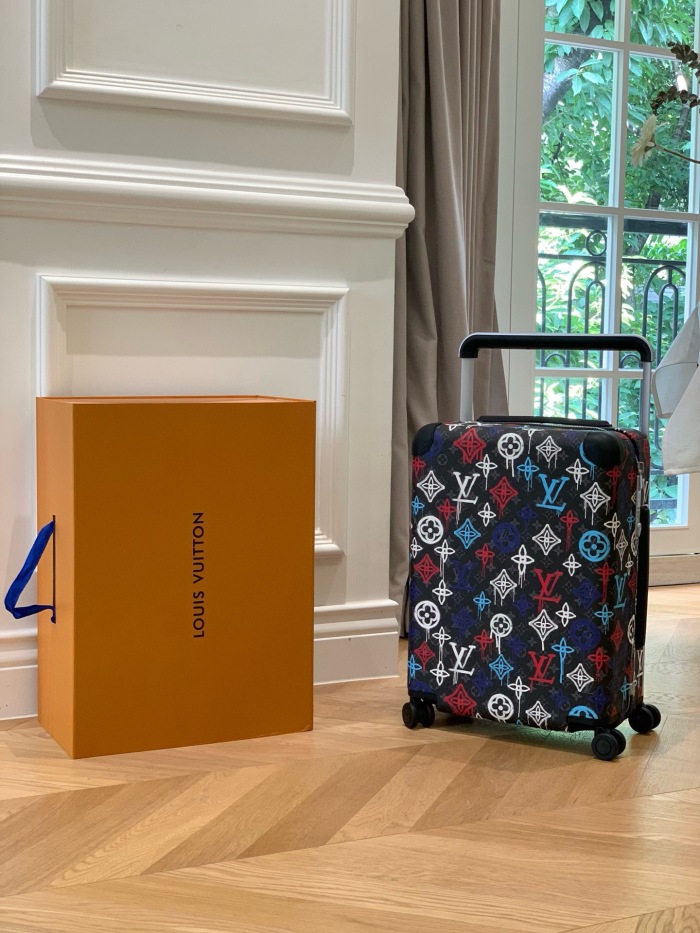 L*ouis V*uitton Luggage (annareps)