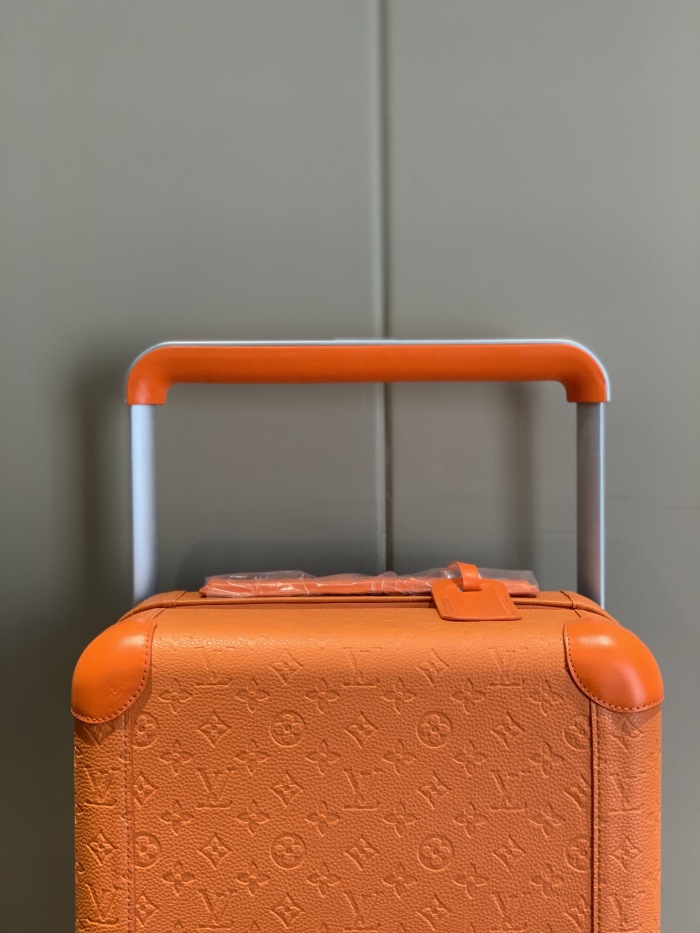 L*ouis V*uitton Luggage (annareps)