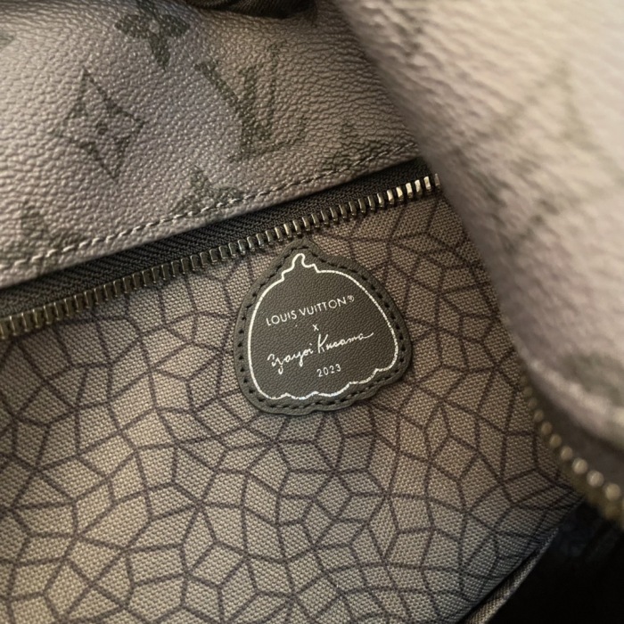 L*ouis V*uitton Top Bag (annareps)