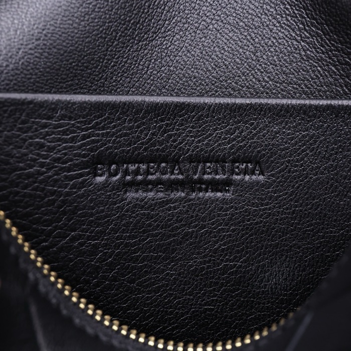 B* V Top Bag Annareps