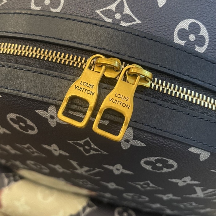 L*ouis V*uitton Top Bag (annareps)