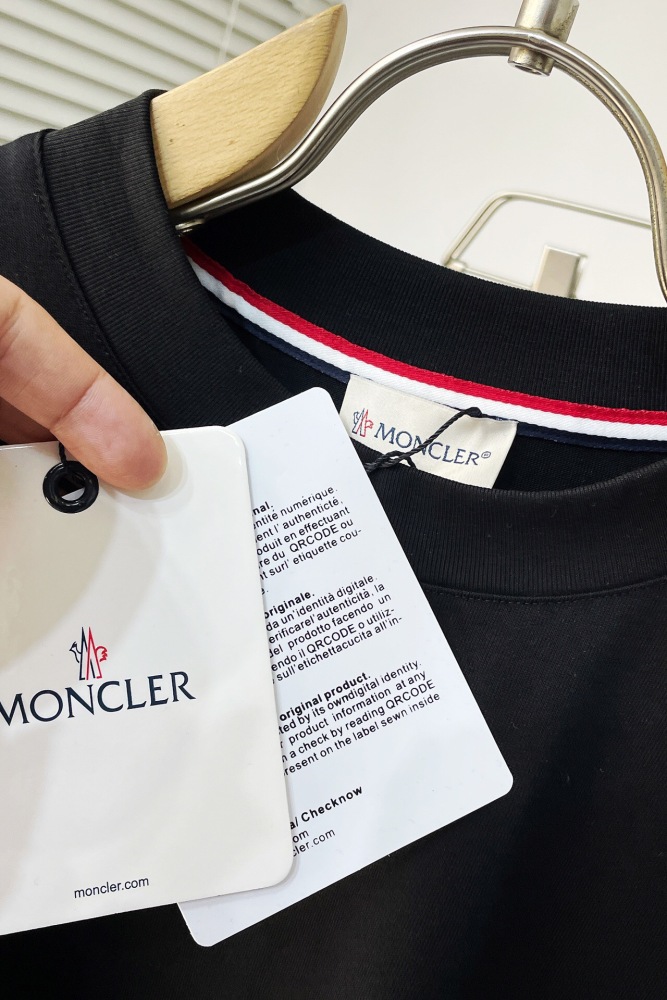 Men T-shirt Top Quality annareps