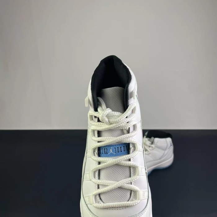 NIKE Air Jordan 11（annareps）