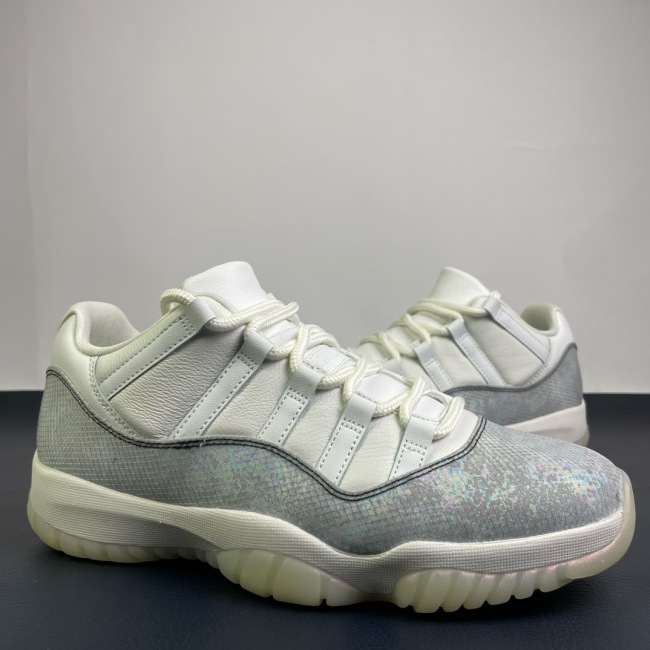 NIKE Air Jordan 11（annareps）