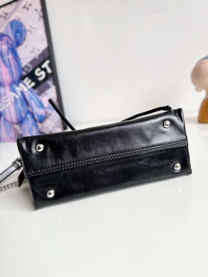 L*ouis V*uitton  Top Bag (annareps)