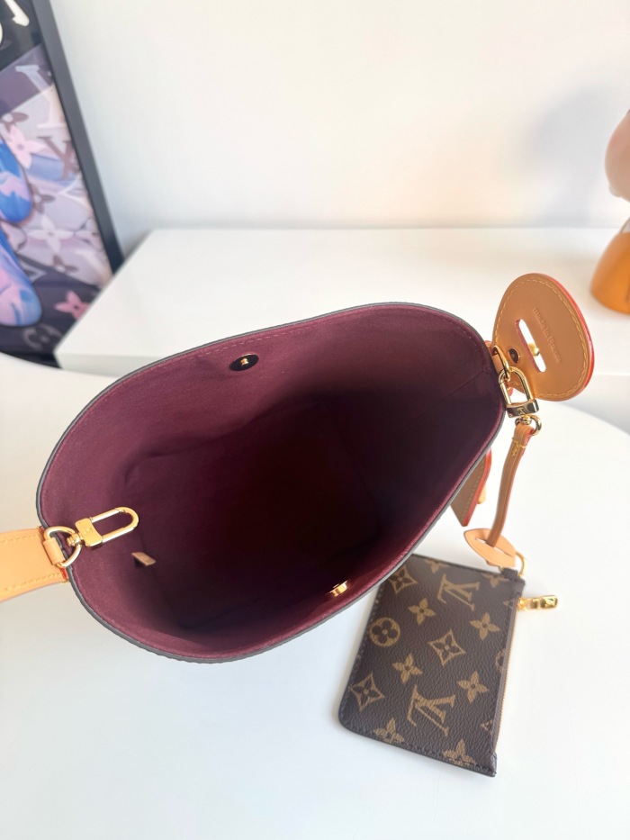 L*ouis V*uitton  Top Bag (annareps)