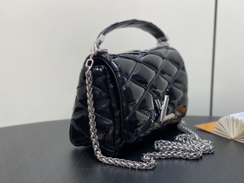 L*ouis V*uitton  Top Bag (maikesneakers)