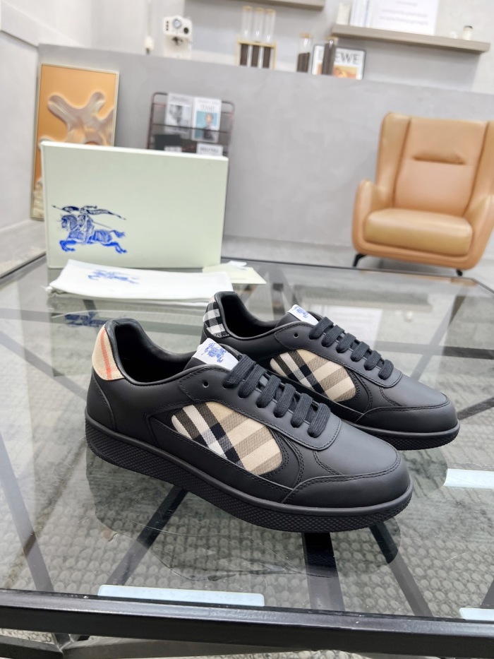 Men  B*rberry Sneaker  （annareps）