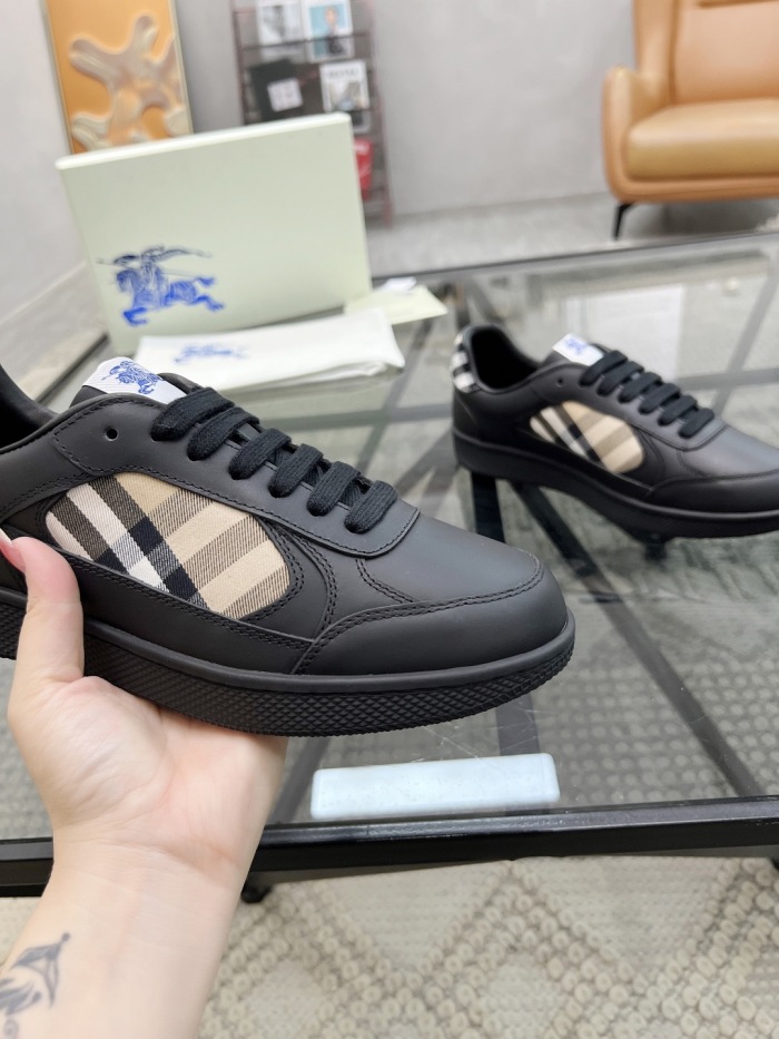 Men  B*rberry Sneaker  （annareps）
