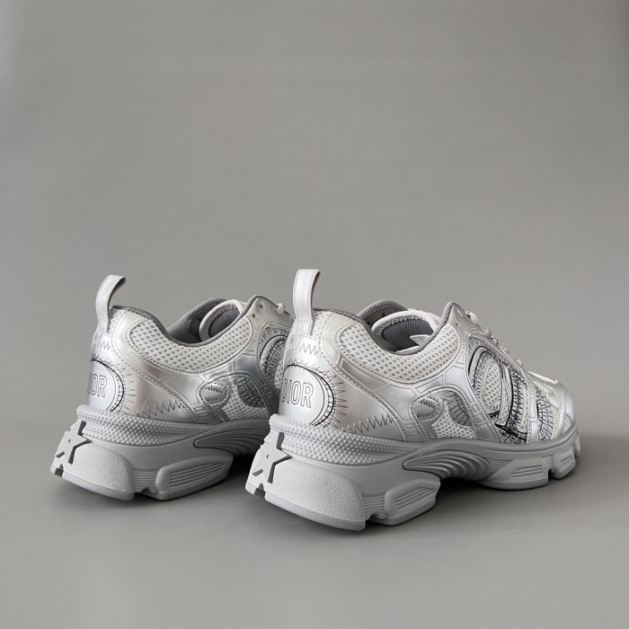Men   Women  D*ior Top Sneaker