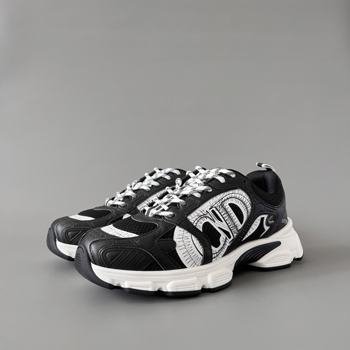 Men   Women  D*ior Top Sneaker