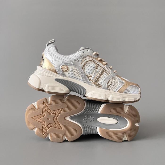 Men   Women  D*ior Top Sneaker