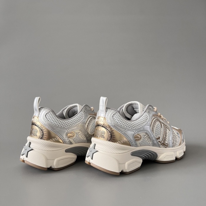 Men   Women  D*ior Top Sneaker