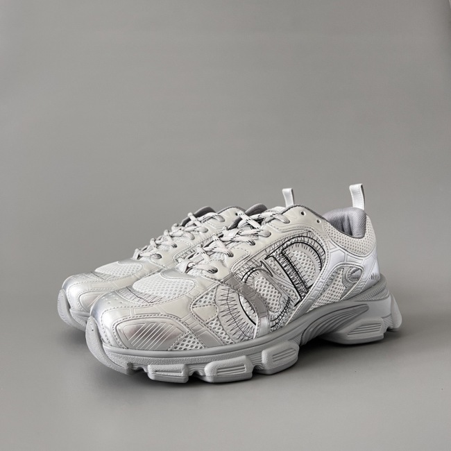 Men   Women  D*ior Top Sneaker