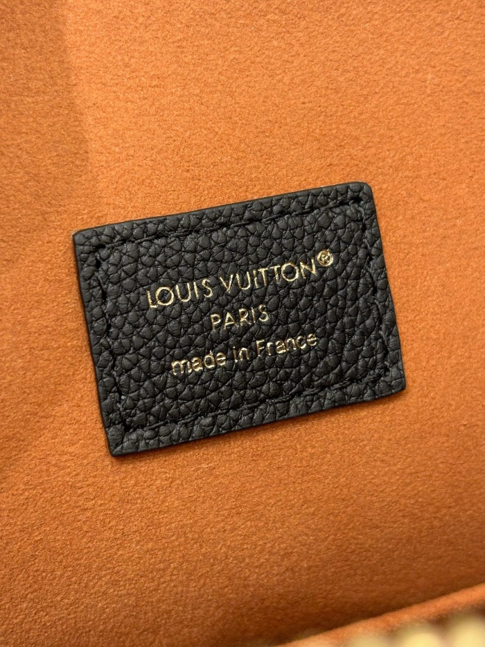 L*ouis V*uitton  Top Bag (annareps)