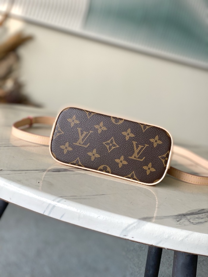 L*ouis V*uitton  Top Bag (annareps)