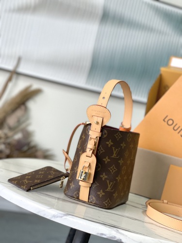 L*ouis V*uitton  Top Bag (annareps)