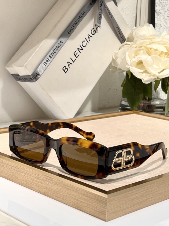 Top Quality B*alenciaga Glasses
