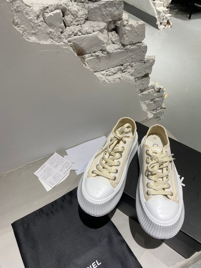 Women Top Quality C*hanel shoes