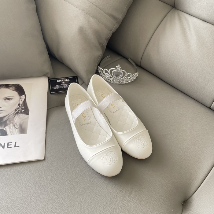 Women Top Quality C*hanel shoes