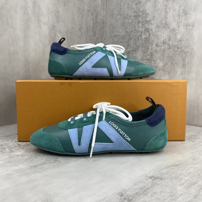 Men  Women  L*ouis V*uitton   Top Sneaker L*V Trainer