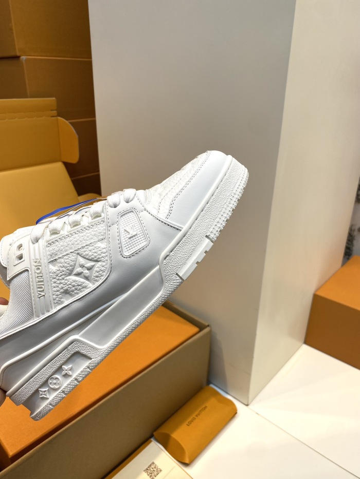 Men  Women  L*ouis V*uitton   Top Sneaker L*V Trainer size 35-46