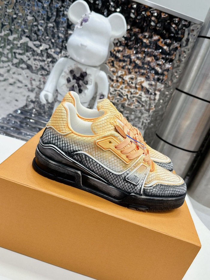 Men  Women  L*ouis V*uitton   Top Sneaker L*V Trainer size 35-46