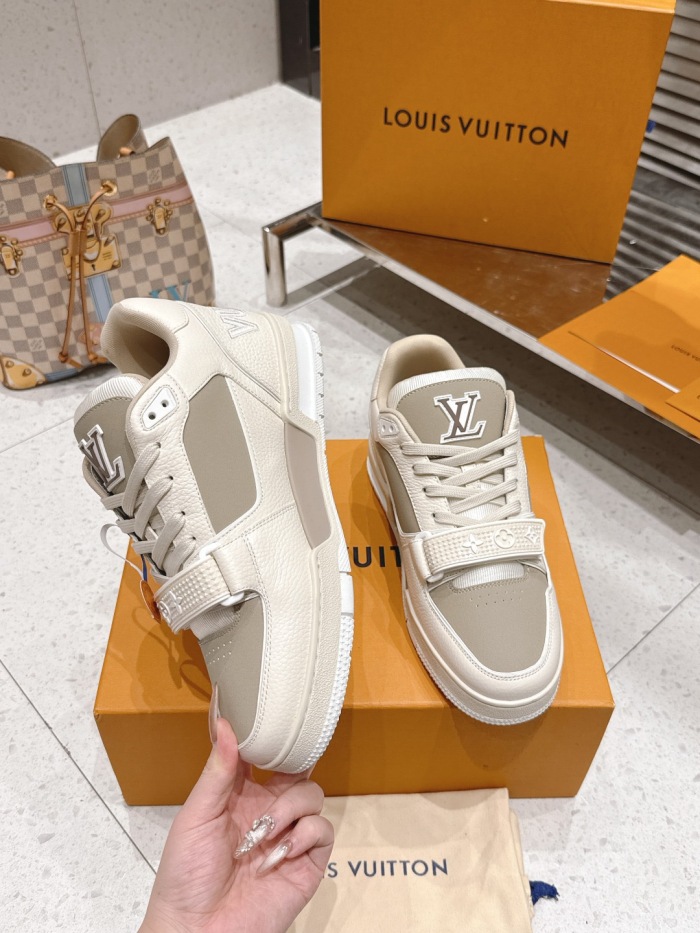 Men  Women  L*ouis V*uitton   Top Sneaker L*V Trainer size 35-46
