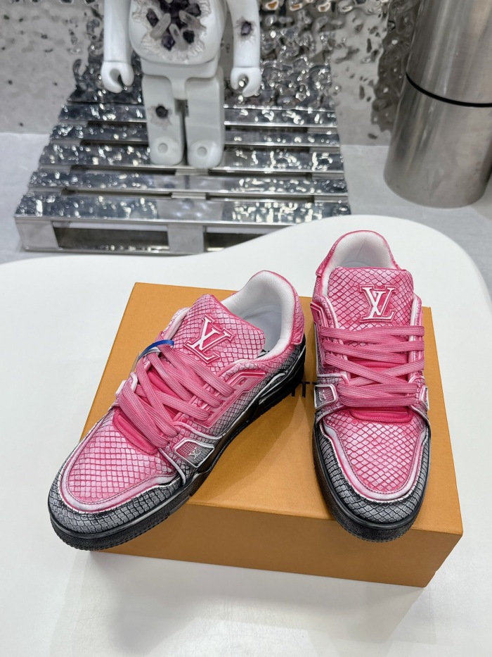 Men  Women  L*ouis V*uitton   Top Sneaker L*V Trainer size 35-46