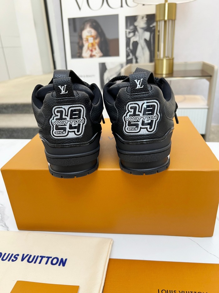 Men  Women  L*ouis V*uitton   Top Sneaker L*V Trainer size 35-46