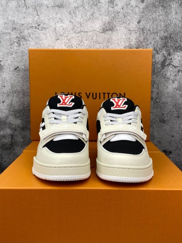 Men  Women  L*ouis V*uitton   Top Sneaker L*V Trainer size 35-46