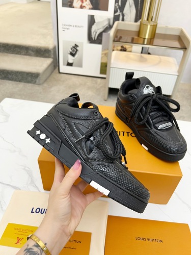 Men  Women  L*ouis V*uitton   Top Sneaker L*V Trainer size 35-46