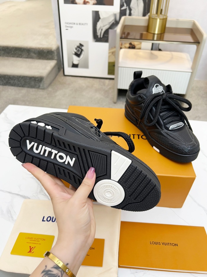 Men  Women  L*ouis V*uitton   Top Sneaker L*V Trainer size 35-46