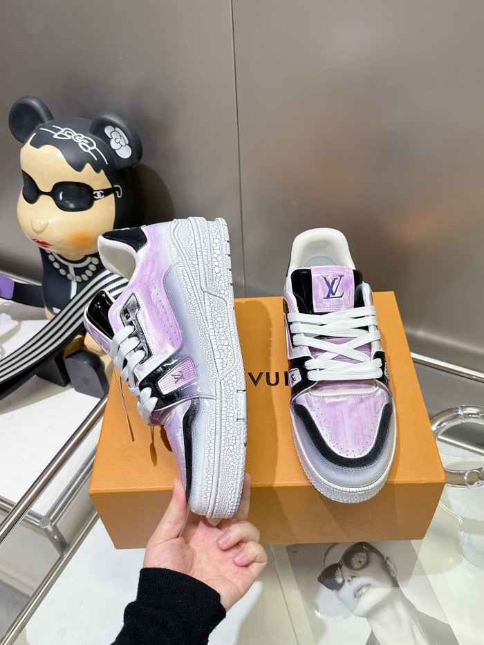 Men  Women  L*ouis V*uitton   Top Sneaker L*V Trainer size 35-46