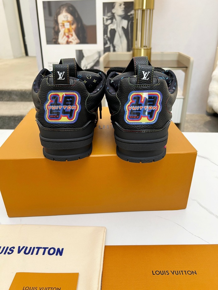 Men  Women  L*ouis V*uitton   Top Sneaker L*V Trainer size 35-46